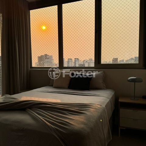 Image 10 - 869153