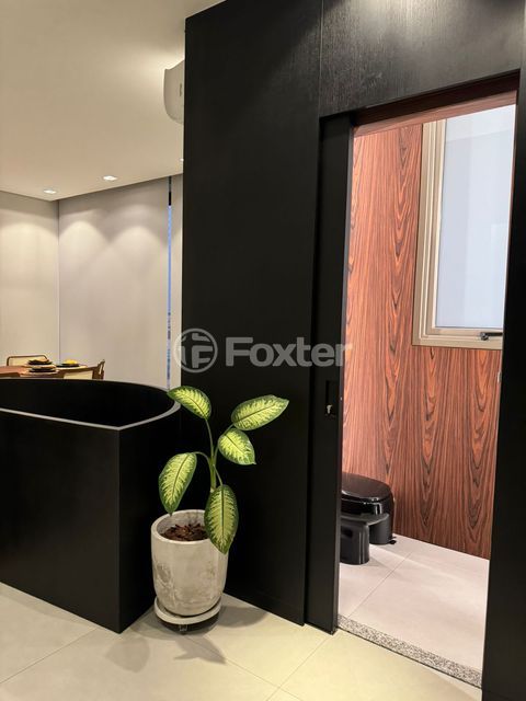 Image 11 - 869153