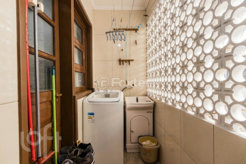 Image 4 - 869361