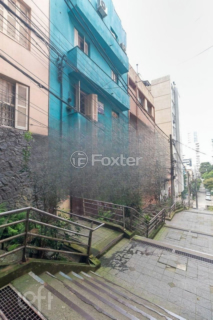 Image 9 - 869366