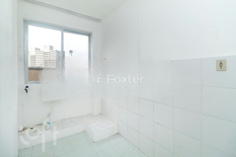Image 4 - 869366