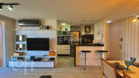 Image 6 - 869368