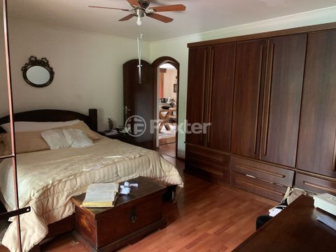 Image 8 - 869418