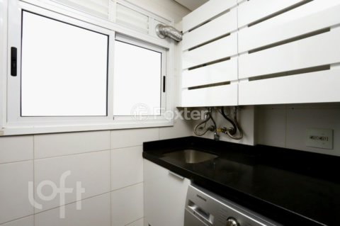 Image 7 - 869438