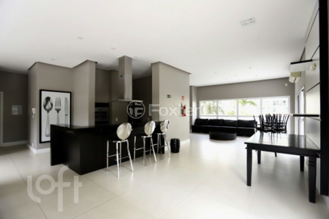 Image 21 - 869438