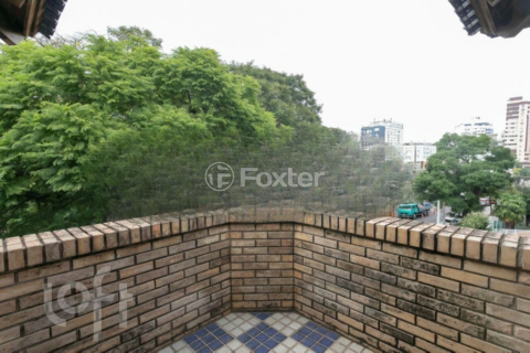 Image 29 - 869484