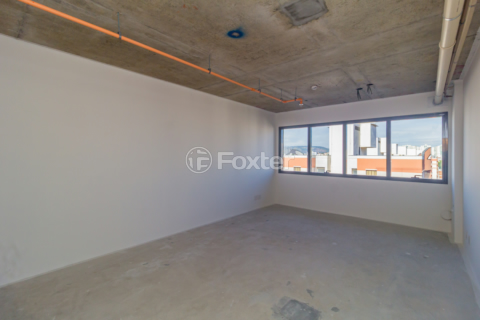 Image 7 - 869523