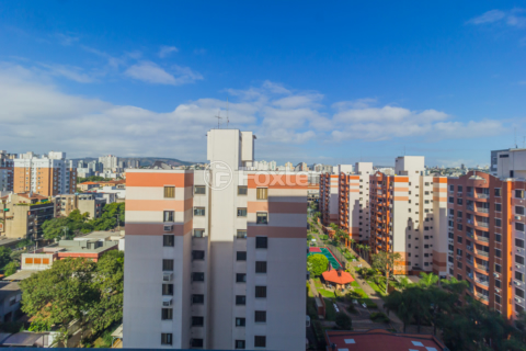 Image 4 - 869523