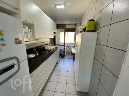 Image 8 - 869530
