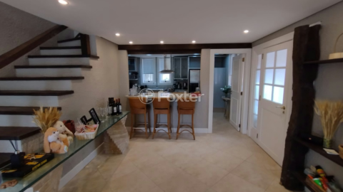 Image 3 - 869572
