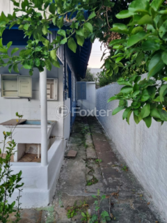 Image 4 - 869578