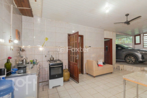 Image 19 - 869622