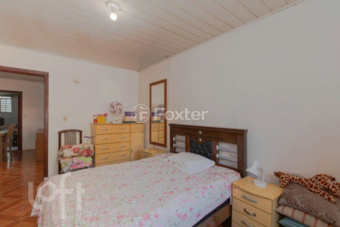 Image 10 - 869622