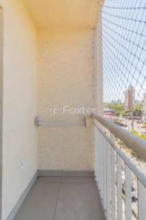 Image 6 - 869679