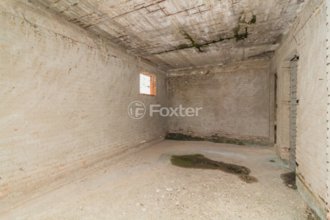Image 21 - 869686