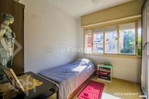 Image 7 - 869731