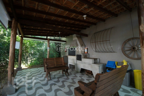 Image 29 - 869734