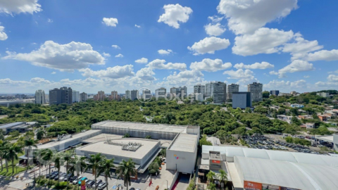 Image 16 - 869735