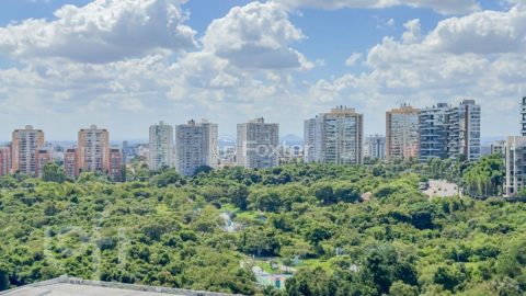 Image 13 - 869735