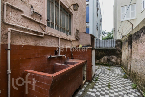 Image 7 - 869778