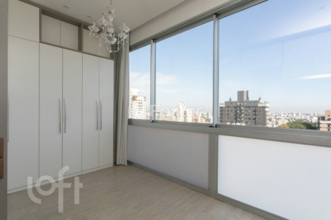 Image 8 - 869786