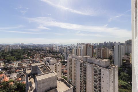 Image 14 - 869852