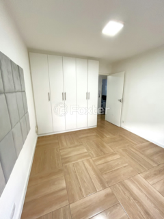 Image 6 - 869867