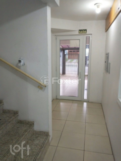 Image 2 - 869931