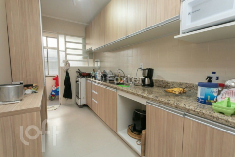 Image 7 - 870093