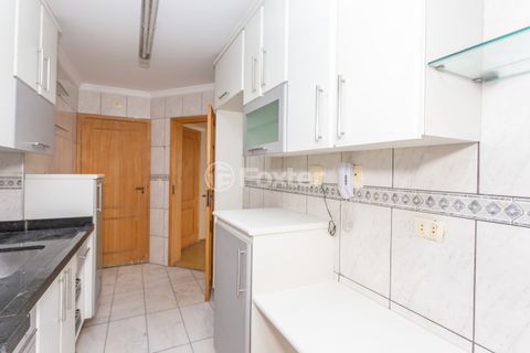 Image 32 - 870117