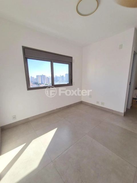 Image 21 - 870239