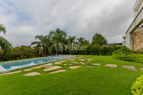 Image 7 - 870243