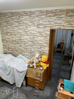 Image 19 - 870352