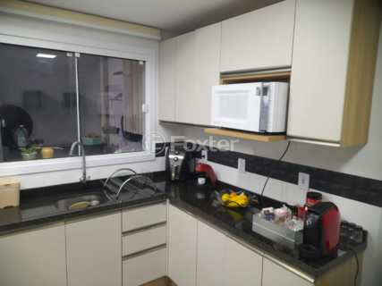 Image 4 - 870556