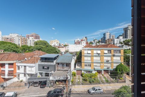 Image 3 - 870561