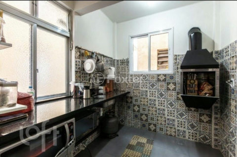 Image 10 - 870610