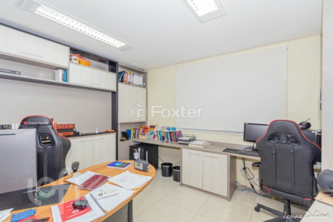 Image 7 - 870713