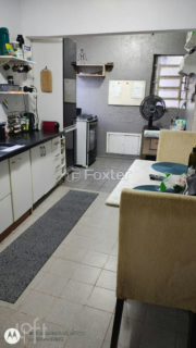 Image 4 - 870749