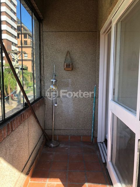 Image 1 - 870763