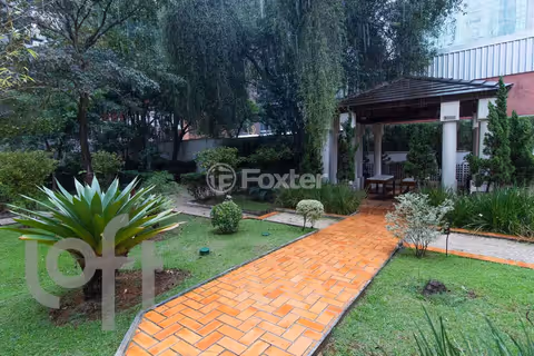 Image 7 - 870798