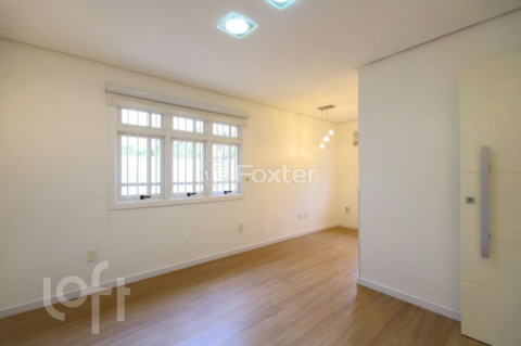 Image 5 - 870810