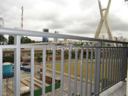 Image 7 - 870971