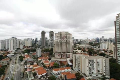Image 4 - 871340