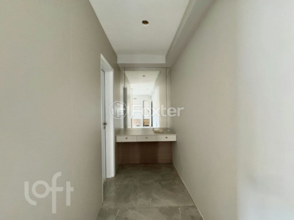 Image 29 - 871487