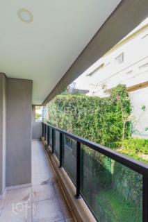 Image 6 - 871498