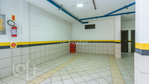Image 37 - 871531