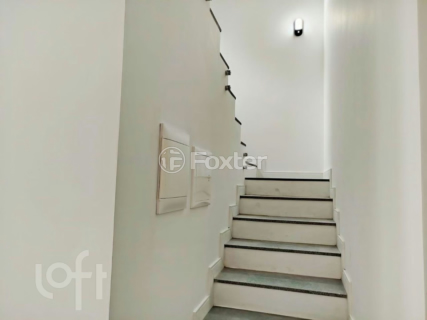 Image 7 - 871591