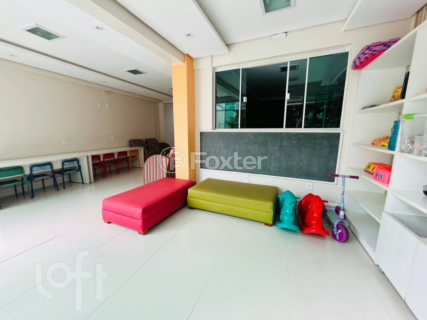 Image 37 - 871597