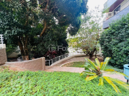 Image 31 - 871597