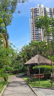 Image 21 - 871599